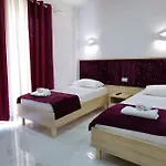 Vathi 3*