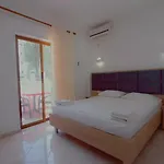 Vathi Hotel 3*