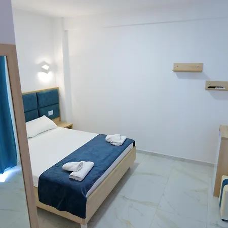 Vathi Hotel 3*