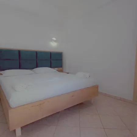 Vathi Hotel 3*