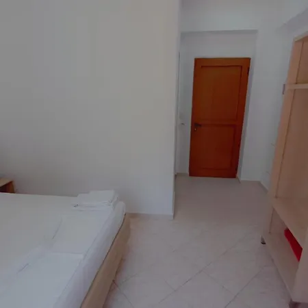 Hotel Vathi 3*