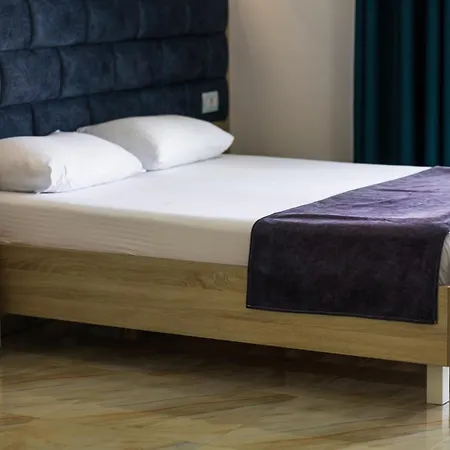 Hotel Vathi 3*